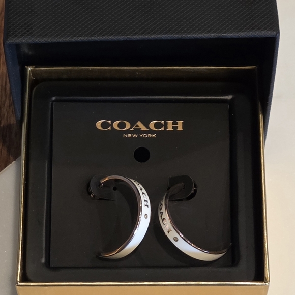 *NIB* Coach White and Gold Enamel Earrings - Picture 3 of 8